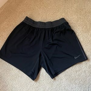 Nike Women’s Dri-Fit Shorts Black Medium
